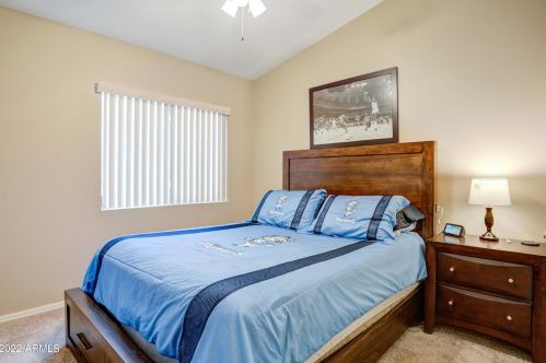 944 Morelos St, Chandler AZ 85226-4987 exterior