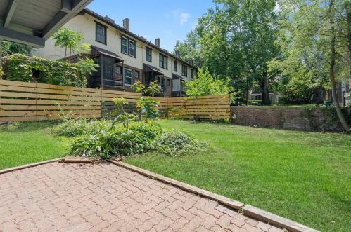 468 Biddle Ave, Pittsburgh PA 15221-3493 exterior