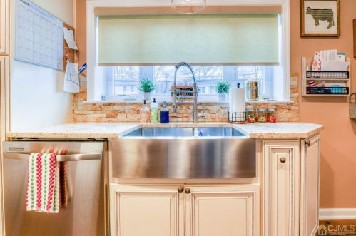 12 Nicholas Dr, Old Bridge NJ 08857-1558 exterior