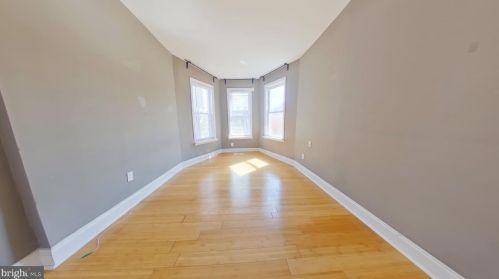 1325 19 St, Philadelphia PA 19146-4614 exterior