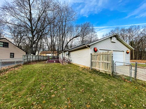 11384 Hydeaway Ct, Middlevle MI 49333-8252 exterior