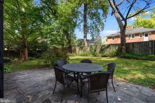 2409 Seminary Rd, Silver Spring MD 20910-1354 exterior