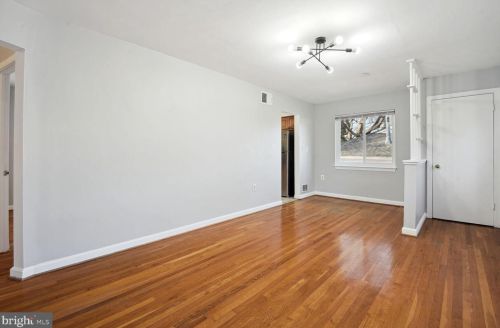 11516 Mapleview Dr, Silver Spring MD  20902-2362 exterior