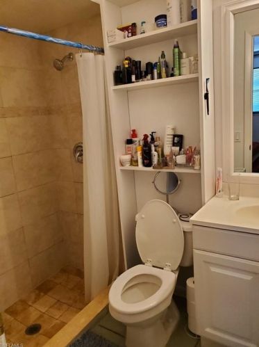 2198 41 St, Naples FL 34116-6571 exterior