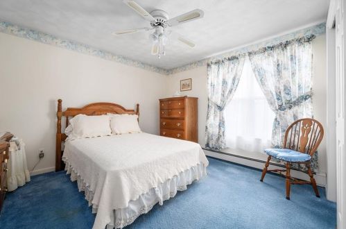 19 Virginia Ave, Woonsocket RI 02895-5630 exterior