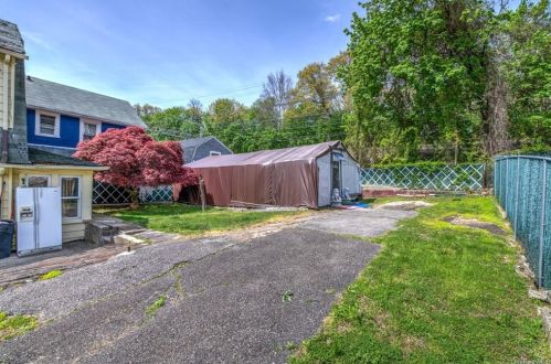 81 Beechwood Ave, Mount Vernon NY 10553-1302 exterior