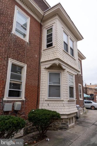 5614 3 St, Philadelphia PA 19120-2318 exterior
