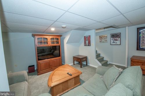 220 Park Pl, Media PA 19063-2045 exterior