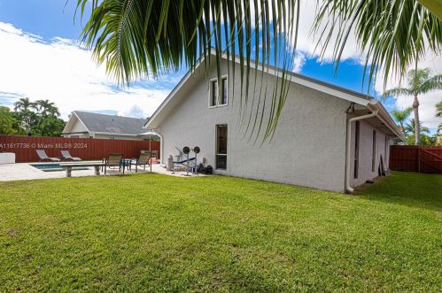 1411 19th St, Boca Raton FL 33486-6513 exterior