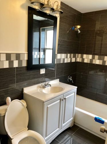 5437 Monroe St, Chicago IL 60644-4680 exterior