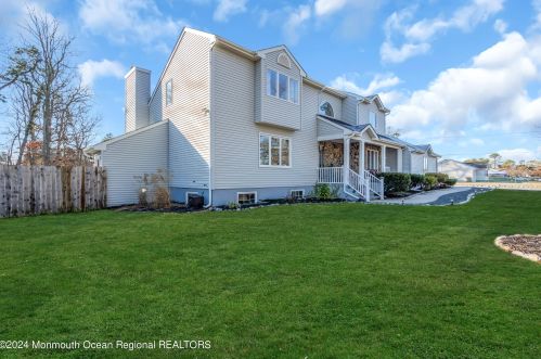 119 Serpentine Dr, Berkeley Township NJ  08721-2447 exterior