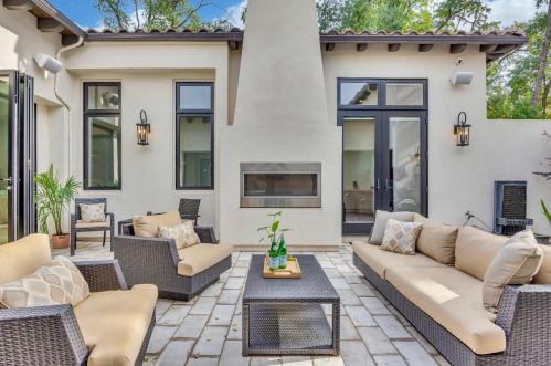 3840 Greenview Dr, Folsom CA  95762-5218 exterior