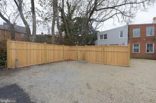 803 Cameron St, Alexandria VA  22314-2410 exterior