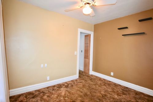 286 Pick Ave, Elmhurst IL 60126-3058 exterior