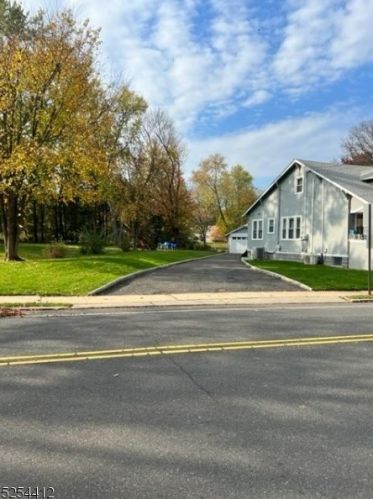 50 Springfield Ave, Springfield NJ  07081-1304 exterior