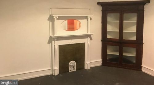 3304 18th St, Philadelphia PA  19140-4919 exterior