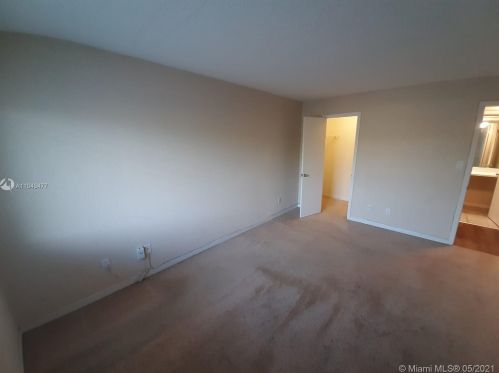 13287 Arbor Pointe Cir, Tampa FL  33617-1110 exterior