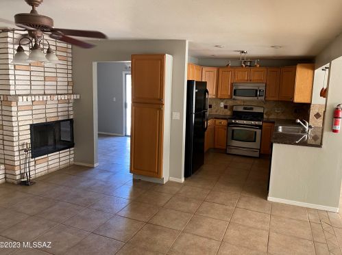 7720 Lester St, Tucson AZ  85715-4515 exterior