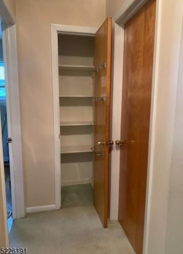 248 Camden Rd, Parsippany NJ 07054-3106 exterior