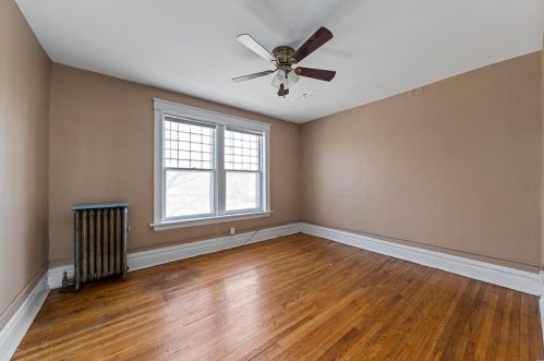 5812 De Giverville Ave, Saint Louis MO 63112-1617 exterior