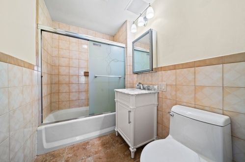 17 Dix St, Boston MA exterior