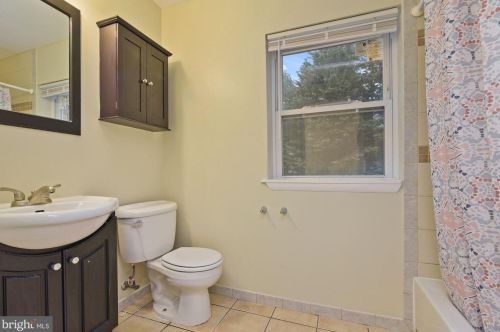 12817 Jingle Ln, Silver Spring MD 20906-3736 exterior