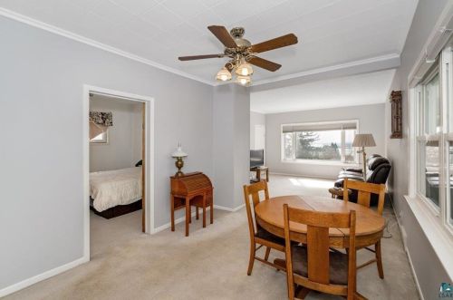 2241 11 St, Duluth MN 55806-1201 exterior