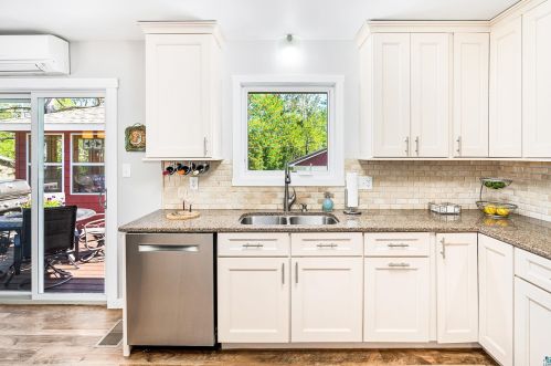 4424 Oakley St, Duluth MN 55804-1227 exterior