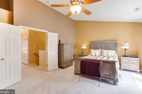 3512 Dental Ct, Edgewater MD 21037-2684 exterior