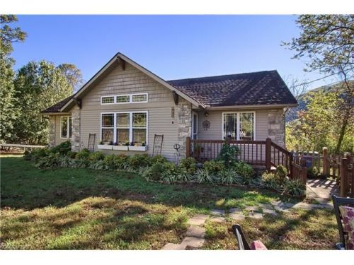 166 Gashes Creek Rd, Asheville, NC 28805-2504