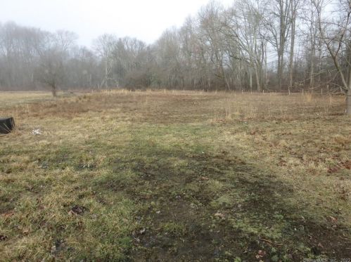 773 Bloomfield Ave, Windsor CT 06095-2812 exterior