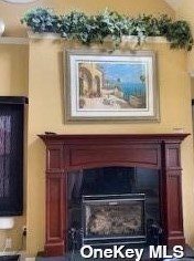 3 Birchwood Dr, Valley Stream NY  11580-1905 exterior