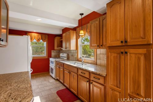 90 John Ball Park Dr, Grand Rapids, MI 49504-5443