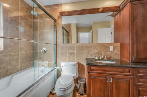 54 Genesee Dr, Commack NY 11725-4010 exterior