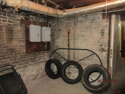 1368 Fairfield Ave, Chicago IL 60632-2210 exterior