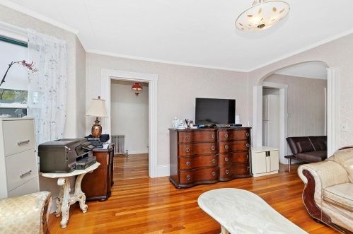 53 Arnold St, Methuen MA  01844-3625 exterior