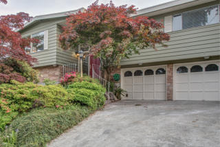 3527 100th St, Seattle, WA 98125-7817