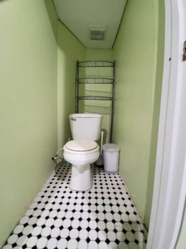 2776 47, Milwaukee WI 53210-1753 exterior