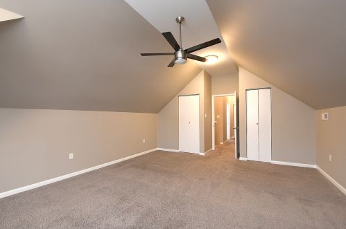 10730 Kedzie Ave, Chicago IL 60629-3532 exterior