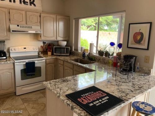 5580 Barrasca Ave, Tucson AZ  85750-6494 exterior