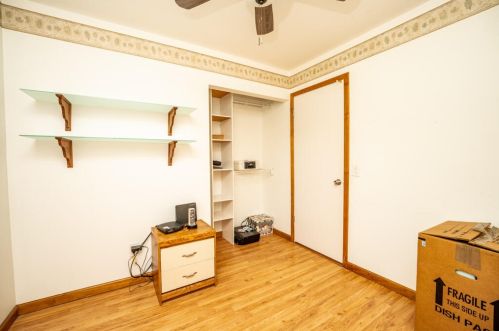 332 12 St, Plainwell MI 49080-1117 exterior