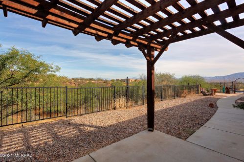 4170 Calle Dos, Green Valley AZ 85622-5333 exterior