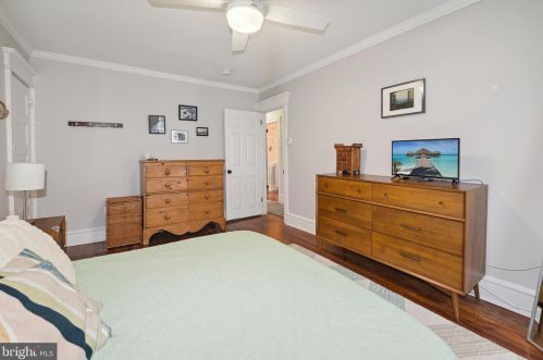 261 Crestmont Ter, Camden NJ  08108-1303 exterior