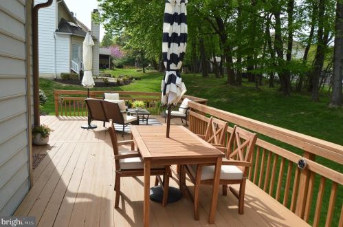 1409 Squaw Hill Ln, Silver Spring MD  20906-2009 exterior