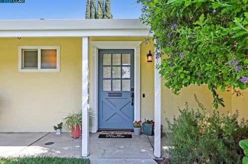 1250 Cape Cod Way, Concord, CA 94521-3330