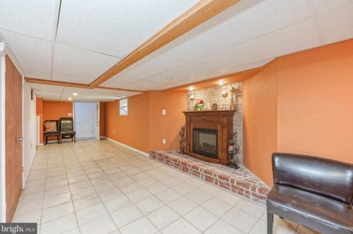 15 Pne St, Camden NJ 08103-3353 exterior