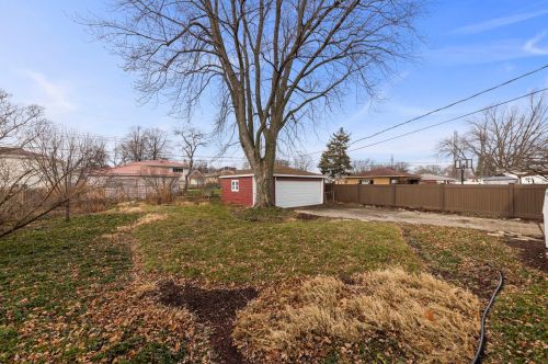 794 Lombard St, Elmhurst IL  60126-1762 exterior