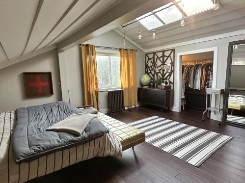 713 College Ave, Grand Rapids MI 49503-5307 exterior