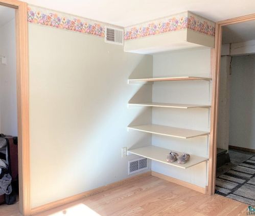 1825 Melrose Ave, Duluth MN 55803-2524 exterior