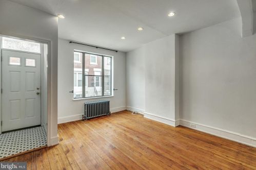 2017 Colorado St, Philadelphia PA 19145-2911 exterior